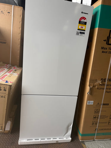 Transportation damaged Westinghouse 425 L Bottom Mount Fridge – White (WBE4302WCR)